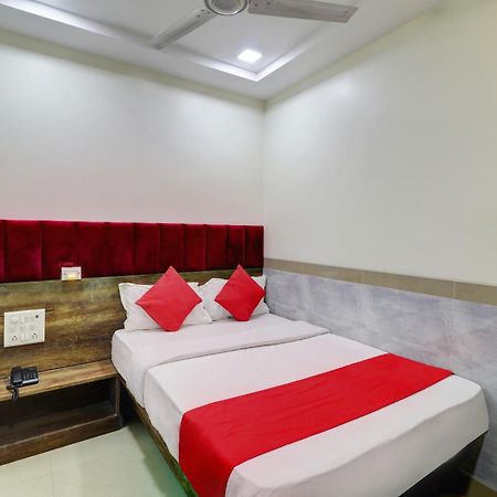 Hotel New Balaji Residency Mumbai Exteriör bild