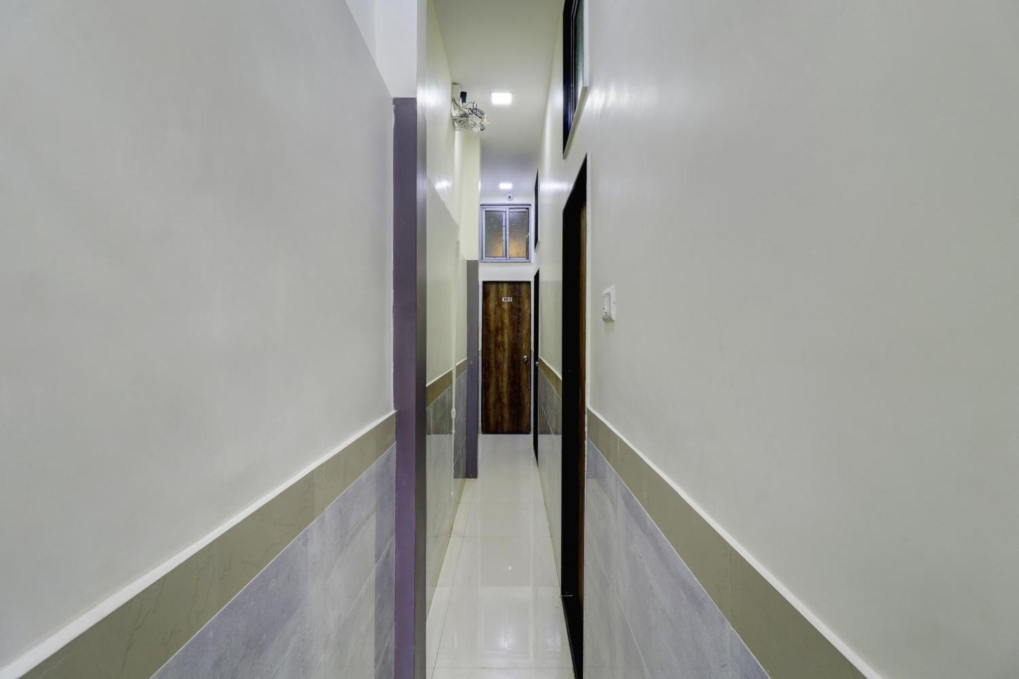Hotel New Balaji Residency Mumbai Exteriör bild