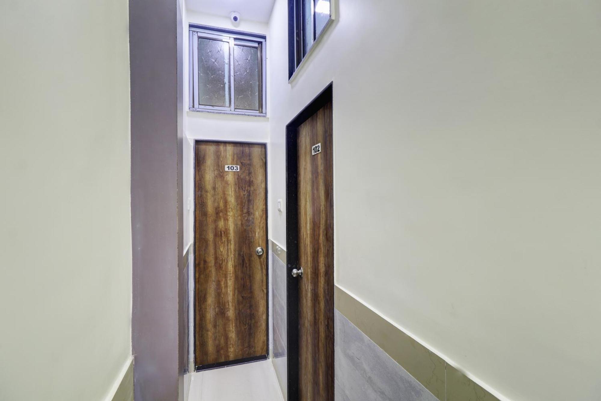 Hotel New Balaji Residency Mumbai Exteriör bild